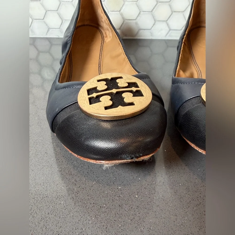Tory Burch Minnie Cap Toe Travel Ballet Flats in Navy & Black Sz 7.5 EUC